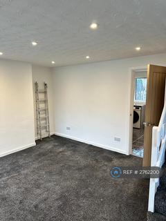3 bedroom semi-detached house to rent, Hoy Drive, Manchester, M41