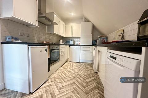 2 bedroom flat to rent, Ardennes House, London, E16