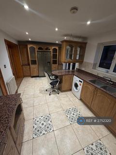4 bedroom semi-detached house to rent, Alban Avenue, St. Albans, AL3