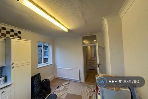 2 bedroom flat to rent, Townmead Road, London, SW6