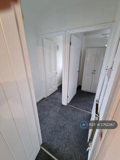 2 bedroom end of terrace house to rent, Arden Crescent, Dagenham, RM9