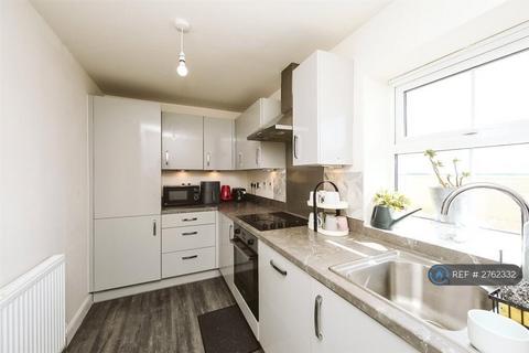 2 bedroom terraced house to rent, Birkdale Cop, Southport, PR8