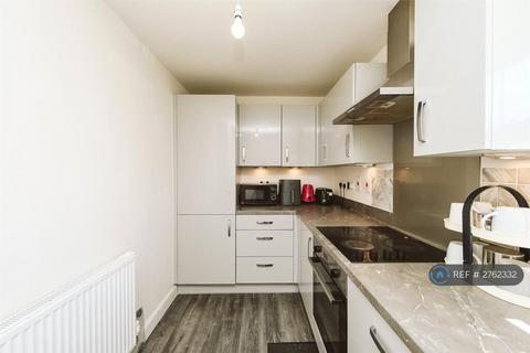 2 bedroom terraced house to rent, Birkdale Cop, Southport, PR8