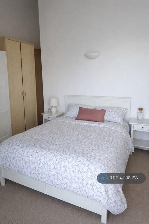 Master Bed Room