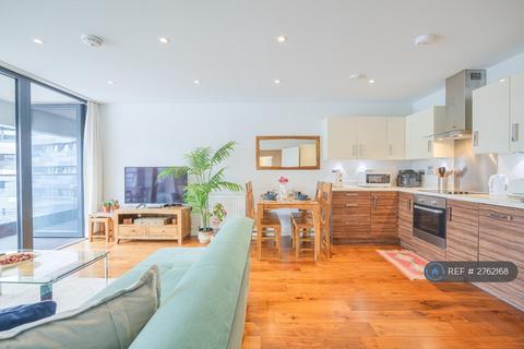 2 bedroom flat to rent, Lambarde Square, London, SE10