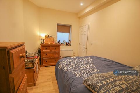 undefined, Lord Lyon, Stockcross, Newbury, RG20