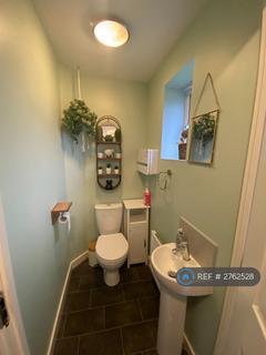 3 bedroom semi-detached house to rent, Lawson Close, Newcastle Upon Tyne, NE6