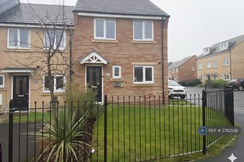 3 bedroom semi-detached house to rent, Lawson Close, Newcastle Upon Tyne, NE6