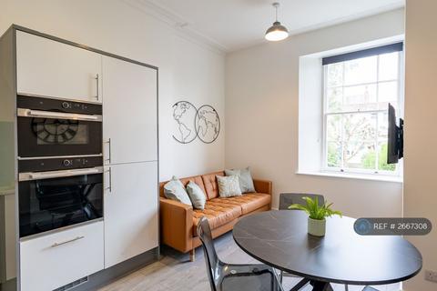 3 bedroom flat to rent, Clifton Park Road, Bristol, BS8