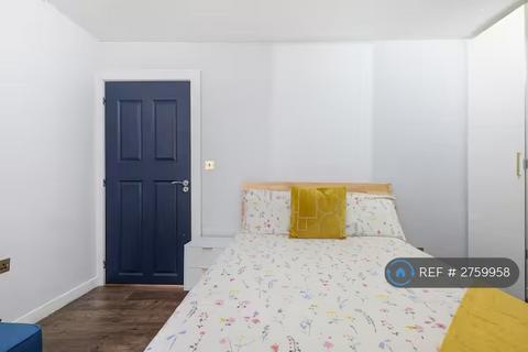 undefined, Gordon Street, Luton, LU1