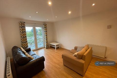 2 bedroom flat to rent, The Locks, Grappenhall, Warrington, WA4