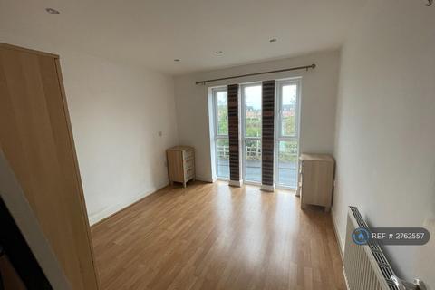 2 bedroom flat to rent, The Locks, Grappenhall, Warrington, WA4
