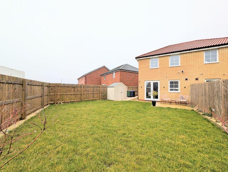 Rear garden view 3