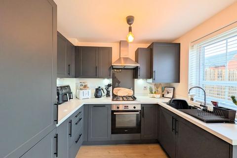 undefined, GRANGE CLOSE, NEW WALTHAM