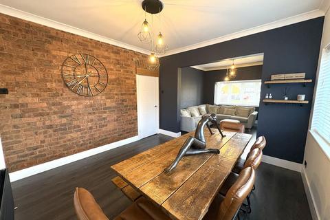 3 bedroom semi-detached house for sale, Lucknow Road, Willenhall