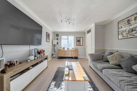 3 bedroom end of terrace house for sale, Hainault Street, London SE9