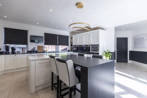 5 bedroom detached house for sale, Linden Lea, Kebroyd Mount, Kebroyd HX6 3JA