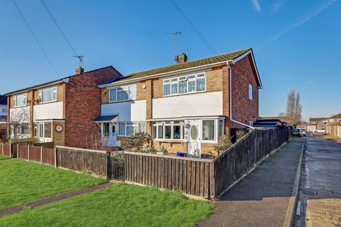 2 bedroom end of terrace house for sale, St. Agnes Drive, Canvey Island