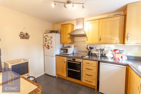 3 bedroom semi-detached house for sale, Dr Torrens Way, New Costessey, Norwich