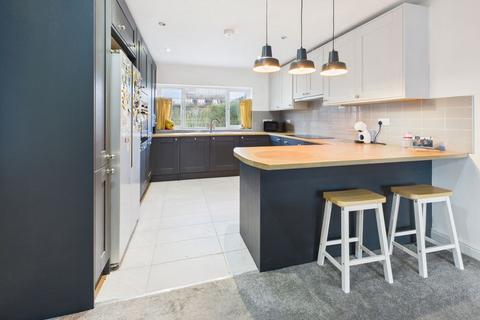 4 bedroom detached bungalow for sale, 82 Horncastle Road, Woodhall Spa