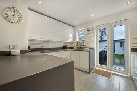 2 bedroom terraced house for sale, Sherwood Park Avenue, Sidcup