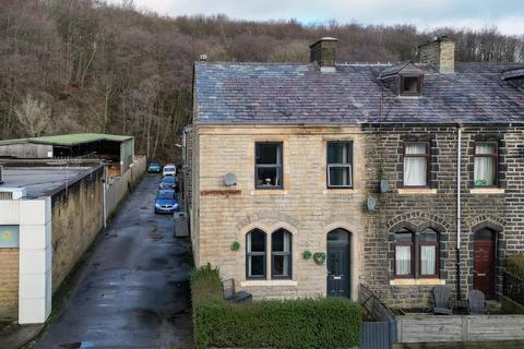 4 bedroom end of terrace house for sale, Bacup Road, Waterfoot