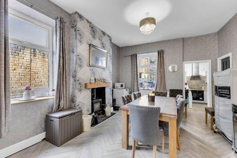 4 bedroom end of terrace house for sale, Bacup Road, Waterfoot