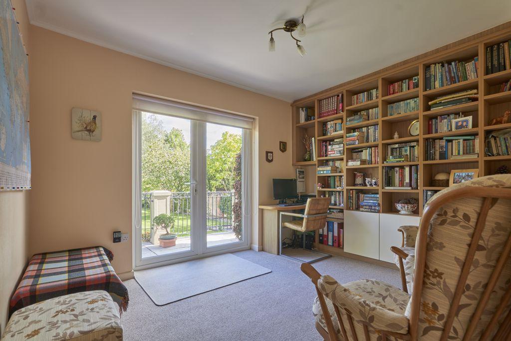 Bedroom 3/Study