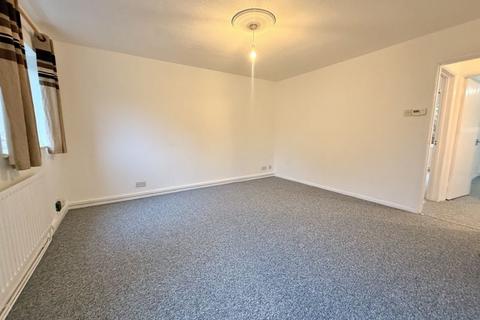 2 bedroom apartment for sale, Walcot Close, Plymouth CHAIN FREE spacious ground floor apartment with private gardens.