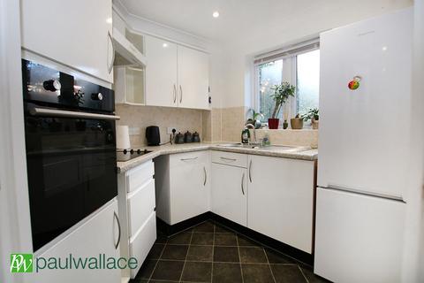 1 bedroom retirement property for sale, High Street,Cheshunt
