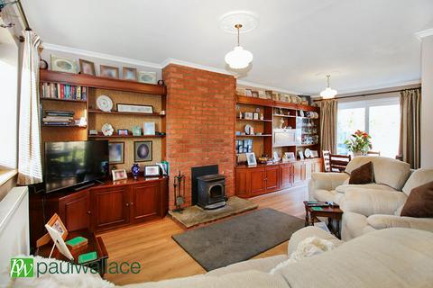 2 bedroom semi-detached house for sale, Bury Green Road, West Cheshunt