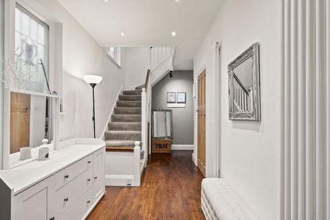 3 bedroom semi-detached house for sale, Banstead Road, Carshalton Beeches
