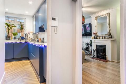 3 bedroom maisonette for sale, Bradmore Green, Brookmans Park AL9