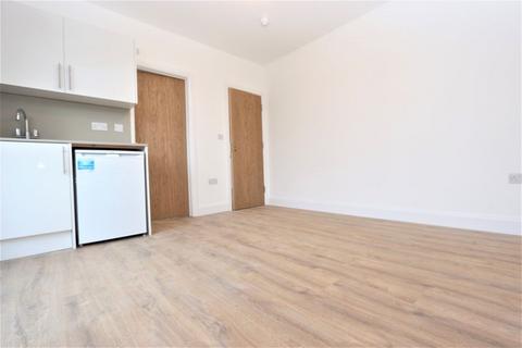 Property to rent, Edmonton N9