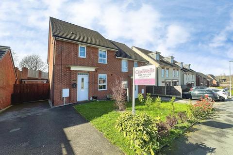 Lodge Close, Radcliffe