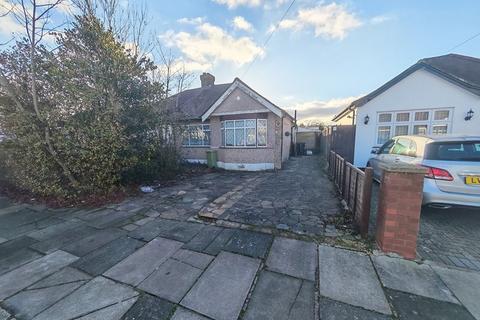 3 bedroom semi-detached bungalow for sale, Islip Gardens, Northolt