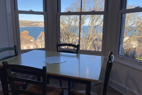 1 bedroom flat to rent, Park Road, Swanage