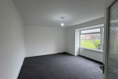 2 bedroom apartment to rent, To Let - Warren Court, Westcliffe Road, Birkdale - Two Bedroom Ground Floor Apt