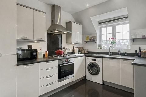 2 bedroom apartment for sale, Grange Drive - An Immaculate, Stand-Out Apartment