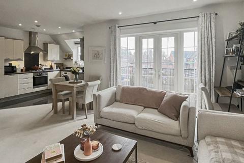 2 bedroom apartment for sale, Grange Drive - An Immaculate, Stand-Out Apartment