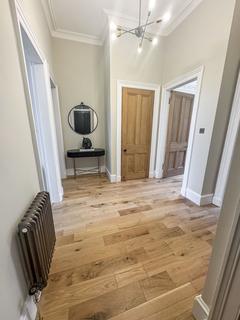 2 bedroom apartment to rent, Pollokshaws Road, Strathbungo