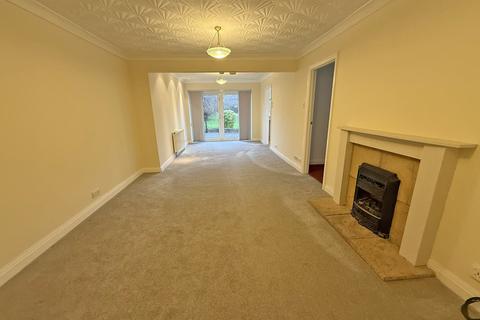 3 bedroom detached bungalow for sale, Beacon Road, Scarborough YO12