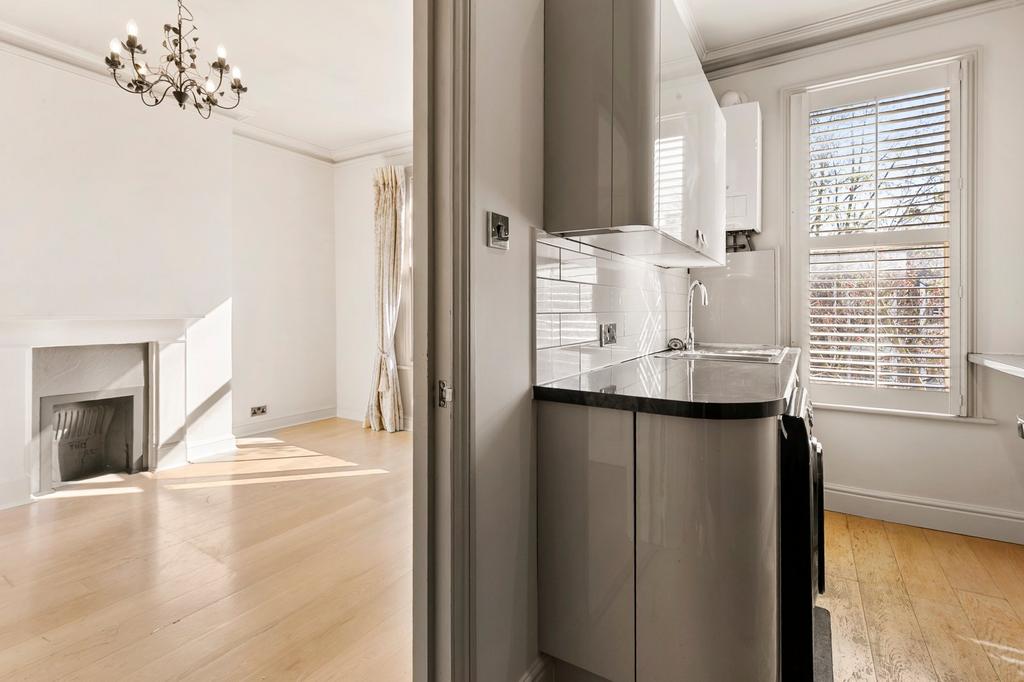 Kitchen/Reception