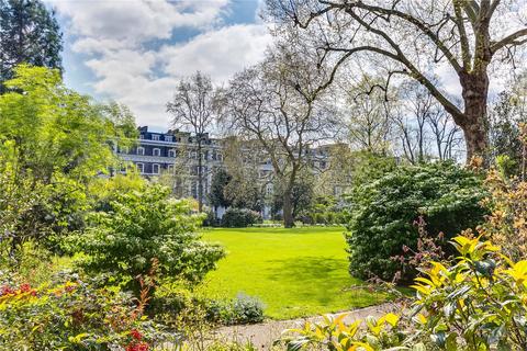 1 bedroom flat for sale, Onslow Square, South Kensington, London