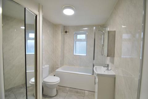 undefined, Hunting Gate Drive, Chessington