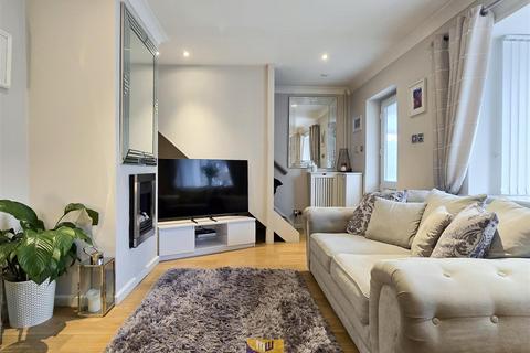 3 bedroom terraced house for sale, Hereford Road, Eccles M30