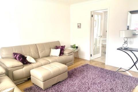 3 bedroom semi-detached house to rent, Larbert,