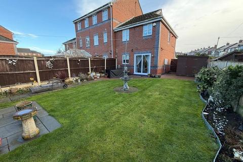 3 bedroom townhouse for sale, Field Lane, Liverpool