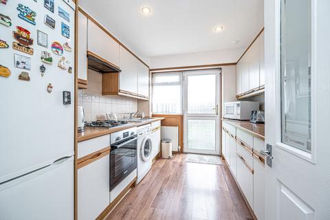 2 bedroom semi-detached house for sale, Hazel Avenue, Kirkcaldy