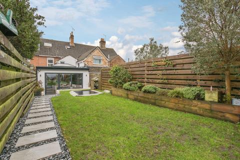 4 bedroom terraced house for sale, Shaftesbury Road, Poole BH15
